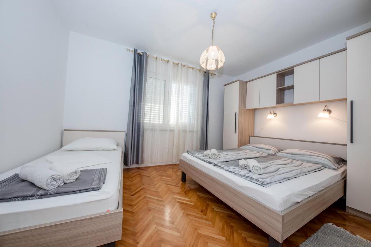Apartments And Rooms Bolero Rab Town Extérieur photo
