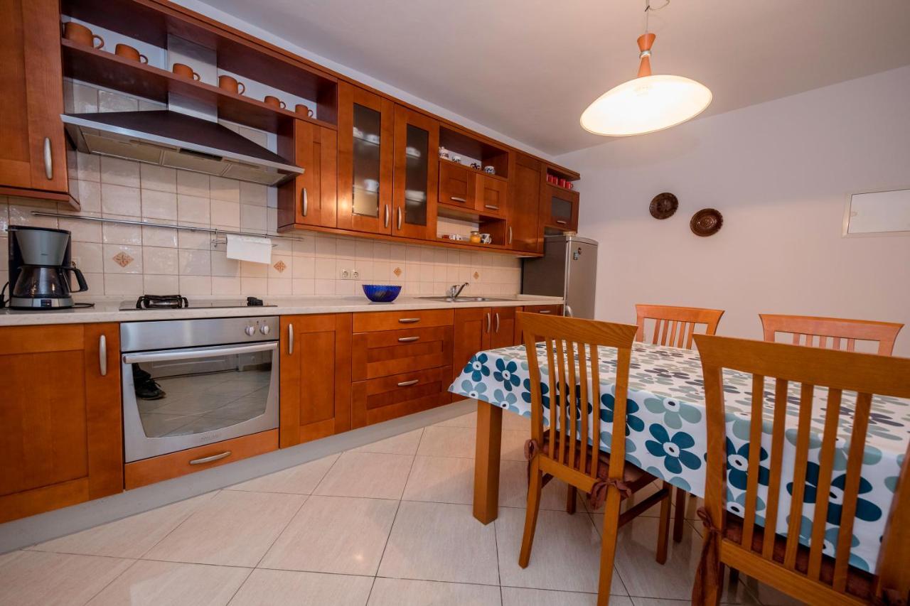 Apartments And Rooms Bolero Rab Town Extérieur photo