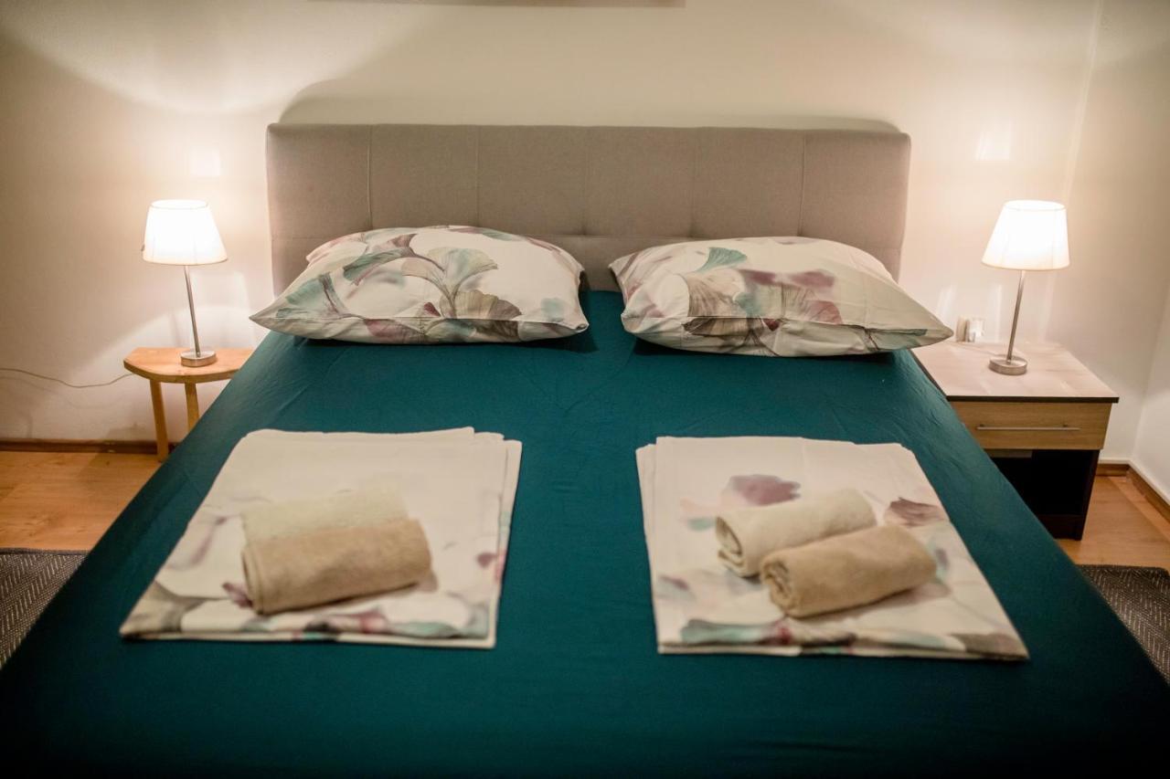 Apartments And Rooms Bolero Rab Town Extérieur photo