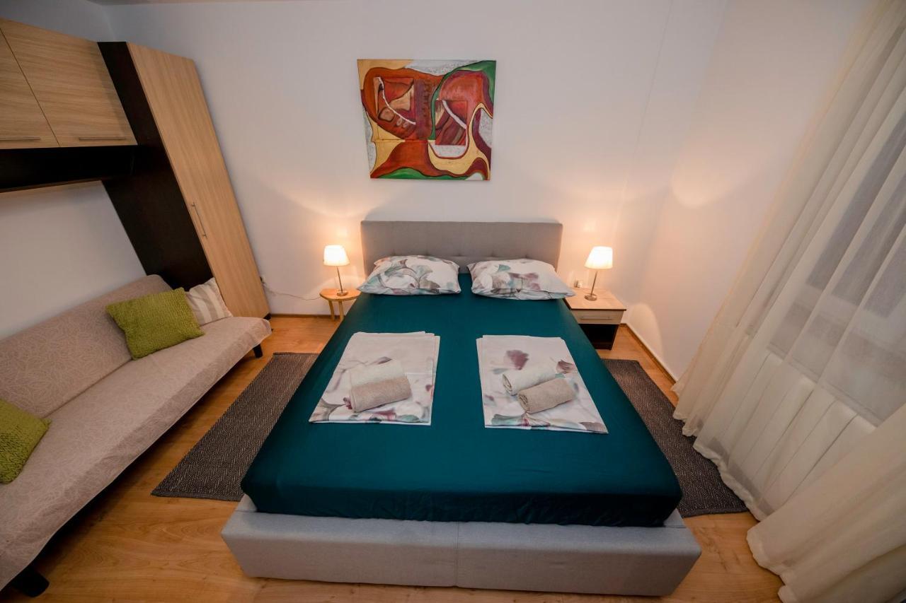 Apartments And Rooms Bolero Rab Town Extérieur photo