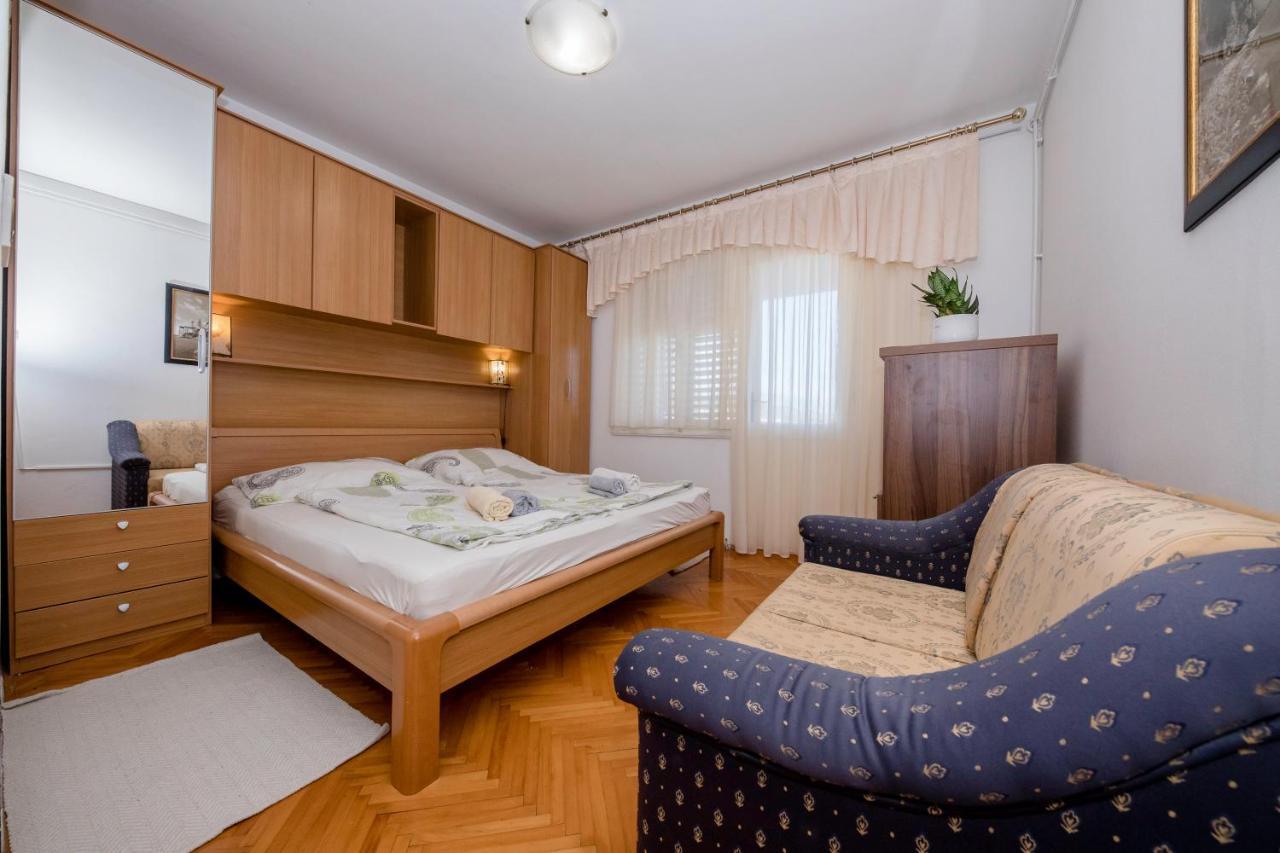 Apartments And Rooms Bolero Rab Town Extérieur photo